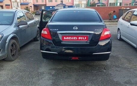 Nissan Teana, 2009 год, 900 000 рублей, 3 фотография