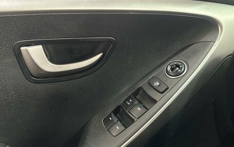 Hyundai i30 II рестайлинг, 2012 год, 835 000 рублей, 17 фотография