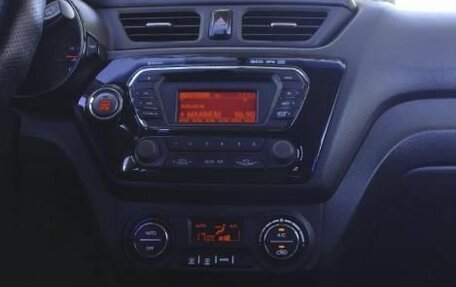 KIA Rio III рестайлинг, 2012 год, 960 000 рублей, 12 фотография
