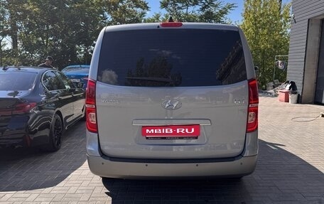 Hyundai H-1 II рестайлинг, 2019 год, 3 000 000 рублей, 5 фотография
