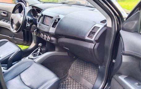 Peugeot 4007, 2010 год, 899 000 рублей, 13 фотография
