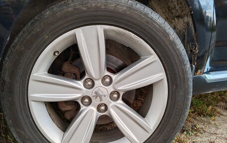 Peugeot 4007, 2010 год, 899 000 рублей, 11 фотография