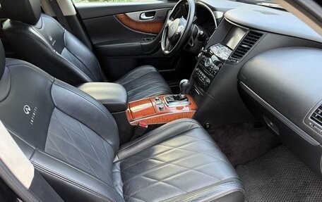 Infiniti QX70, 2014 год, 1 950 000 рублей, 8 фотография