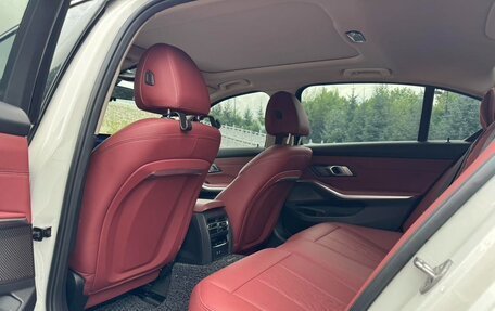BMW 3 серия, 2023 год, 2 620 000 рублей, 8 фотография
