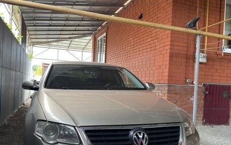 Volkswagen Passat B6, 2006 год, 950 000 рублей, 2 фотография