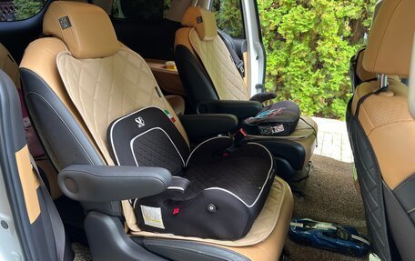 KIA Carnival, 2020 год, 3 300 000 рублей, 10 фотография