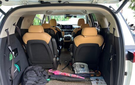 KIA Carnival, 2020 год, 3 300 000 рублей, 14 фотография
