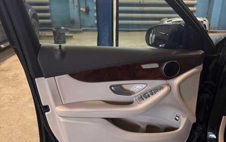 Mercedes-Benz GLC, 2016 год, 3 200 000 рублей, 21 фотография