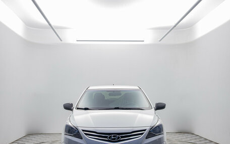 Hyundai Solaris II рестайлинг, 2015 год, 985 000 рублей, 2 фотография