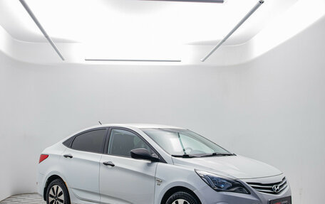 Hyundai Solaris II рестайлинг, 2015 год, 985 000 рублей, 3 фотография