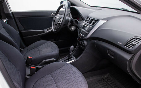 Hyundai Solaris II рестайлинг, 2015 год, 985 000 рублей, 9 фотография