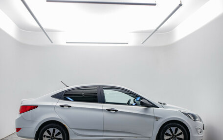 Hyundai Solaris II рестайлинг, 2015 год, 985 000 рублей, 4 фотография