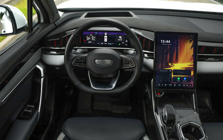 Geely Atlas, 2024 год, 2 999 000 рублей, 12 фотография
