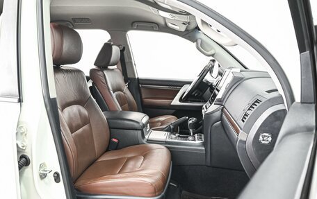 Toyota Land Cruiser 200, 2016 год, 5 649 111 рублей, 8 фотография