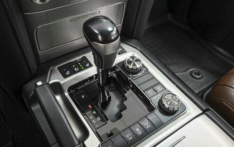 Toyota Land Cruiser 200, 2016 год, 5 649 111 рублей, 12 фотография