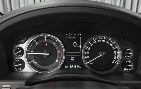 Toyota Land Cruiser 200, 2016 год, 5 649 111 рублей, 27 фотография
