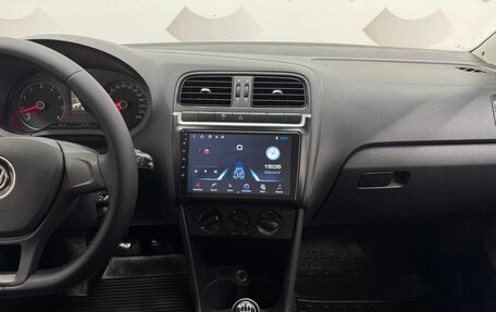 Volkswagen Polo VI (EU Market), 2015 год, 1 020 000 рублей, 14 фотография