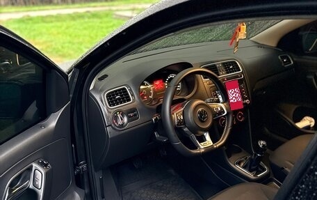 Volkswagen Polo VI (EU Market), 2011 год, 955 000 рублей, 7 фотография