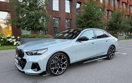 BMW 5 серия, 2024 год, 7 850 000 рублей, 15 фотография