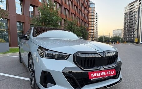 BMW 5 серия, 2024 год, 7 850 000 рублей, 9 фотография