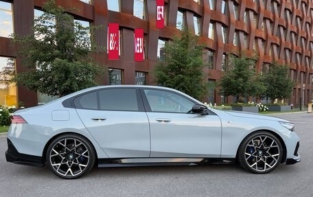 BMW 5 серия, 2024 год, 7 850 000 рублей, 2 фотография