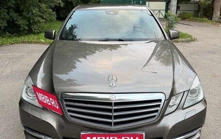 Mercedes-Benz E-Класс, 2012 год, 1 900 000 рублей, 1 фотография