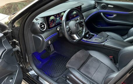 Mercedes-Benz E-Класс, 2021 год, 4 300 000 рублей, 9 фотография