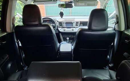 Toyota RAV4, 2012 год, 1 650 000 рублей, 10 фотография