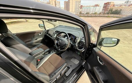 Honda Fit Shuttle I рестайлинг, 2013 год, 870 000 рублей, 13 фотография