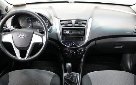 Hyundai Solaris II рестайлинг, 2013 год, 786 000 рублей, 9 фотография