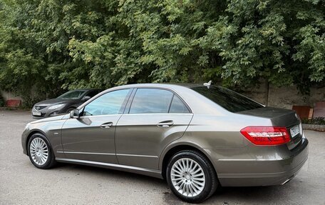 Mercedes-Benz E-Класс, 2012 год, 1 900 000 рублей, 4 фотография
