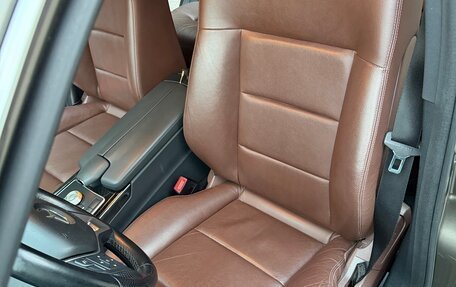 Mercedes-Benz E-Класс, 2012 год, 1 900 000 рублей, 17 фотография