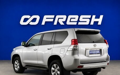 Toyota Land Cruiser Prado 150 рестайлинг 2, 2011 год, 2 749 088 рублей, 2 фотография