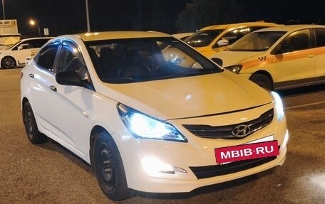 Hyundai Solaris II рестайлинг, 2016 год, 430 000 рублей, 2 фотография