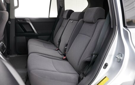 Toyota Land Cruiser Prado 150 рестайлинг 2, 2011 год, 2 749 088 рублей, 9 фотография