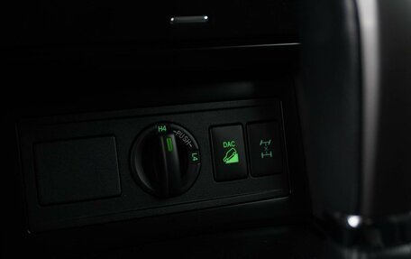 Toyota Land Cruiser Prado 150 рестайлинг 2, 2011 год, 2 749 088 рублей, 18 фотография