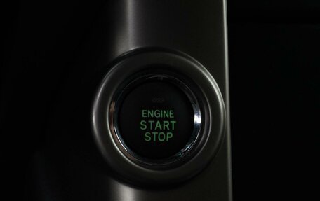 Toyota Land Cruiser Prado 150 рестайлинг 2, 2011 год, 2 749 088 рублей, 17 фотография