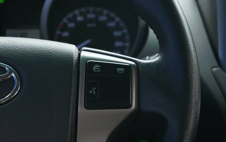 Toyota Land Cruiser Prado 150 рестайлинг 2, 2011 год, 2 749 088 рублей, 13 фотография