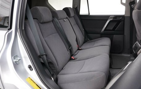 Toyota Land Cruiser Prado 150 рестайлинг 2, 2011 год, 2 749 088 рублей, 7 фотография