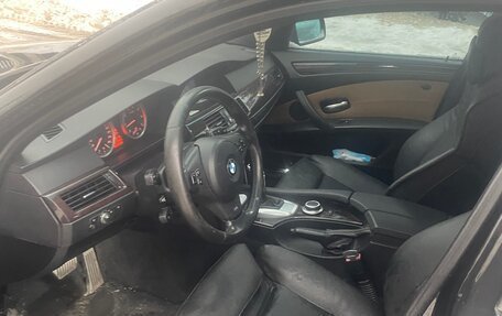 BMW 5 серия, 2004 год, 1 450 000 рублей, 17 фотография