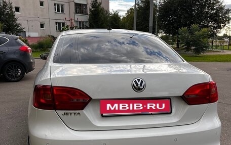 Volkswagen Jetta VI, 2012 год, 950 000 рублей, 5 фотография