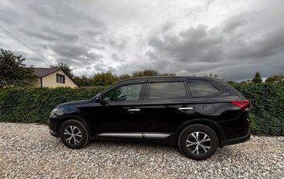 Mitsubishi Outlander III рестайлинг 3, 2018 год, 2 000 050 рублей, 1 фотография