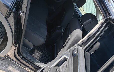 Volkswagen Tiguan II, 2018 год, 1 890 000 рублей, 13 фотография