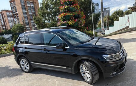 Volkswagen Tiguan II, 2018 год, 1 890 000 рублей, 7 фотография