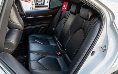 Toyota Camry, 2020 год, 2 980 000 рублей, 9 фотография