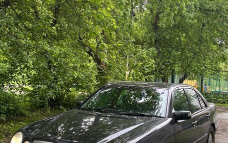 Mercedes-Benz E-Класс, 2001 год, 850 000 рублей, 10 фотография