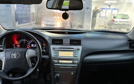 Toyota Camry, 2009 год, 1 060 000 рублей, 2 фотография