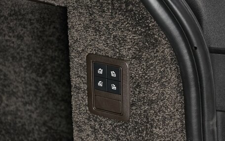 Land Rover Range Rover IV рестайлинг, 2016 год, 5 500 000 рублей, 32 фотография