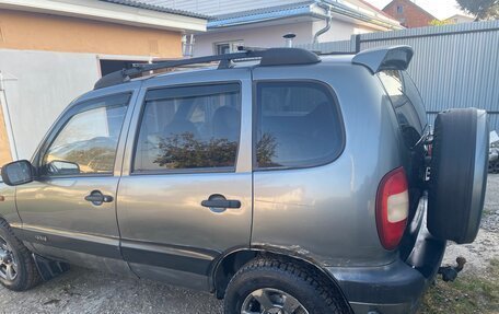 Chevrolet Niva I рестайлинг, 2005 год, 215 000 рублей, 4 фотография