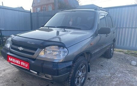 Chevrolet Niva I рестайлинг, 2005 год, 215 000 рублей, 3 фотография